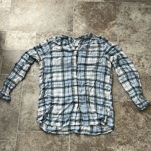 dā-sh Blue Plaid Blouse with Elastic Sleeve Cuffs